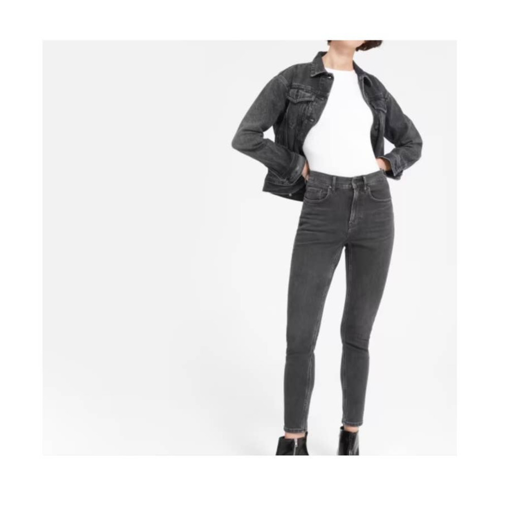 Everlane The High-Rise ankle Jeans